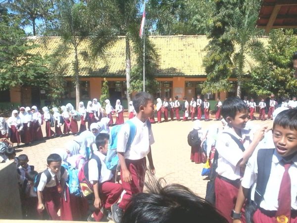 BERSALAM-SALAMAN JELANG LIBUR PANJANG