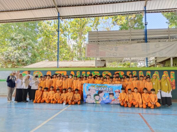 Cek kesehatan Gratis Sekolah